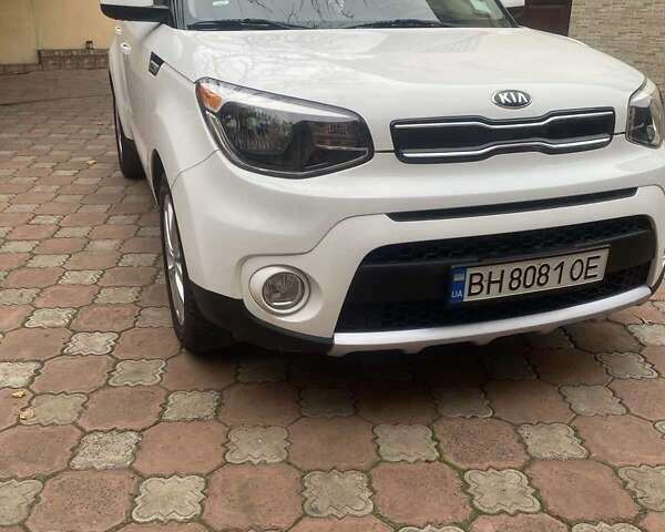 Белый Киа Soul, объемом двигателя 2 л и пробегом 118 тыс. км за 12200 $, фото 30 на Automoto.ua