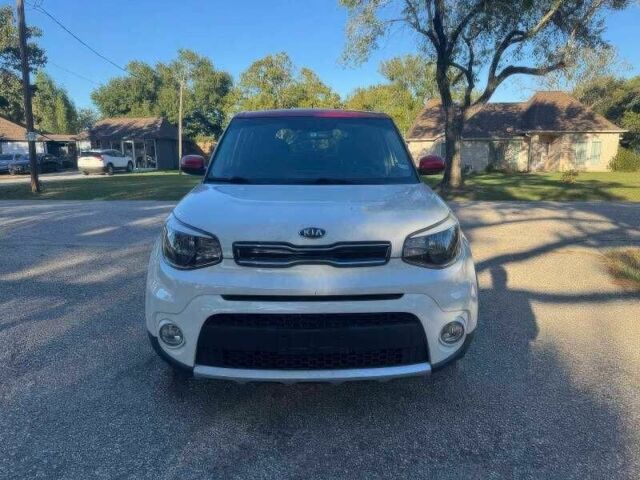 Білий Кіа Soul, об'ємом двигуна 2 л та пробігом 89 тис. км за 6200 $, фото 1 на Automoto.ua