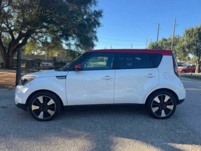 Білий Кіа Soul, об'ємом двигуна 2 л та пробігом 89 тис. км за 6200 $, фото 3 на Automoto.ua