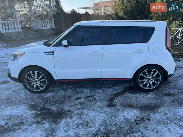 Белый Киа Soul, объемом двигателя 1.6 л и пробегом 37 тыс. км за 11990 $, фото 28 на Automoto.ua
