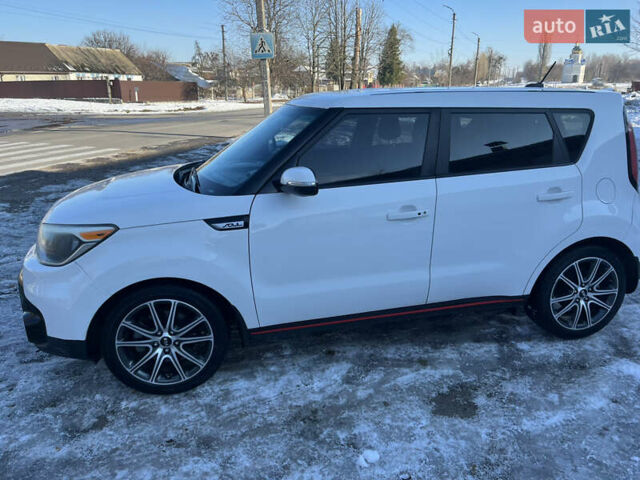 Белый Киа Soul, объемом двигателя 1.6 л и пробегом 37 тыс. км за 11990 $, фото 22 на Automoto.ua