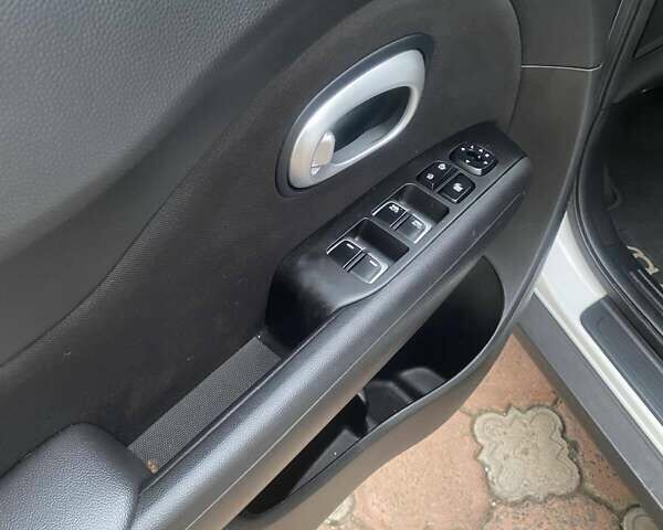 Белый Киа Soul, объемом двигателя 2 л и пробегом 118 тыс. км за 12200 $, фото 37 на Automoto.ua