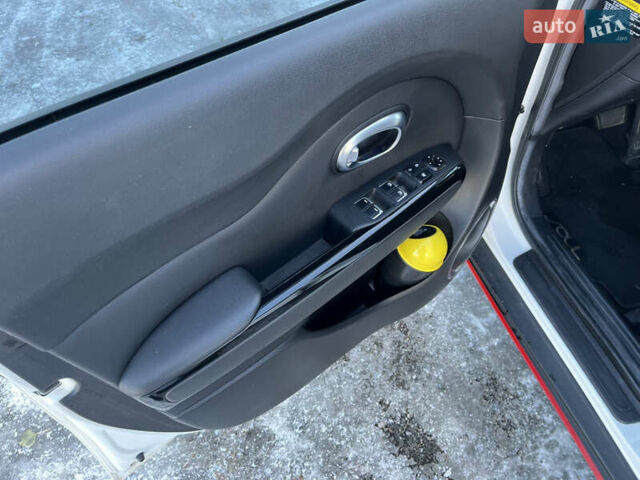 Белый Киа Soul, объемом двигателя 1.6 л и пробегом 37 тыс. км за 11990 $, фото 38 на Automoto.ua