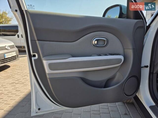 Белый Киа Soul, объемом двигателя 0 л и пробегом 38 тыс. км за 12999 $, фото 22 на Automoto.ua