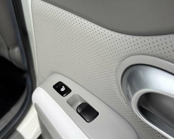 Білий Кіа Soul, об'ємом двигуна 0 л та пробігом 68 тис. км за 11200 $, фото 27 на Automoto.ua