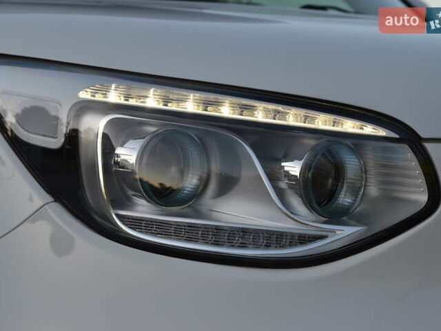 Білий Кіа Soul, об'ємом двигуна 0 л та пробігом 74 тис. км за 11500 $, фото 38 на Automoto.ua