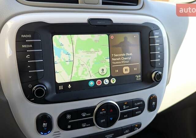 Білий Кіа Soul, об'ємом двигуна 0 л та пробігом 51 тис. км за 11800 $, фото 20 на Automoto.ua