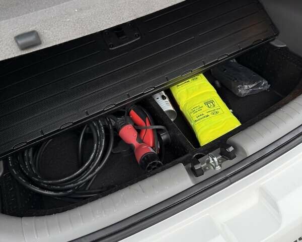 Білий Кіа Soul, об'ємом двигуна 0 л та пробігом 68 тис. км за 11200 $, фото 25 на Automoto.ua