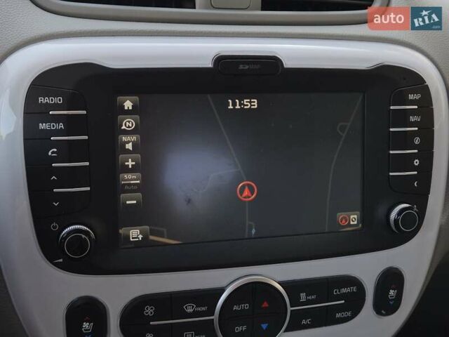 Белый Киа Soul, объемом двигателя 0 л и пробегом 38 тыс. км за 12999 $, фото 54 на Automoto.ua