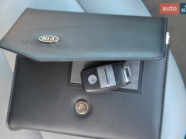 Білий Кіа Soul, об'ємом двигуна 0 л та пробігом 74 тис. км за 11500 $, фото 40 на Automoto.ua