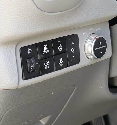 Белый Киа Soul, объемом двигателя 0 л и пробегом 153 тыс. км за 9699 $, фото 31 на Automoto.ua