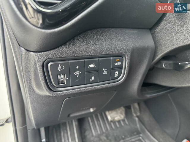 Белый Киа Soul, объемом двигателя 0 л и пробегом 122 тыс. км за 16300 $, фото 40 на Automoto.ua