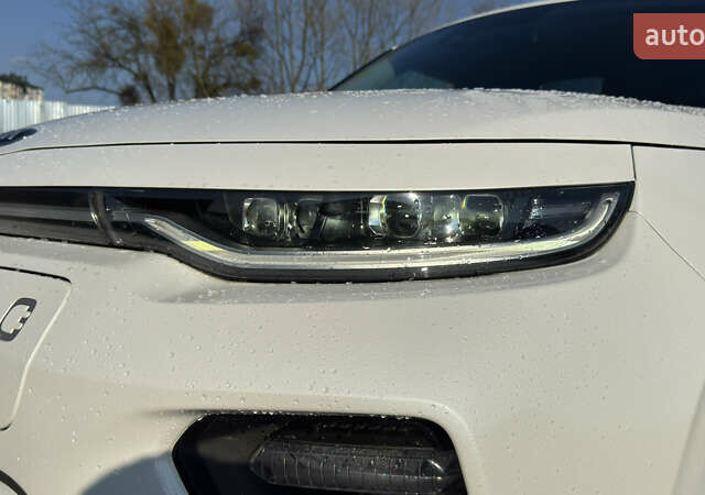 Белый Киа Soul, объемом двигателя 0 л и пробегом 147 тыс. км за 16999 $, фото 3 на Automoto.ua