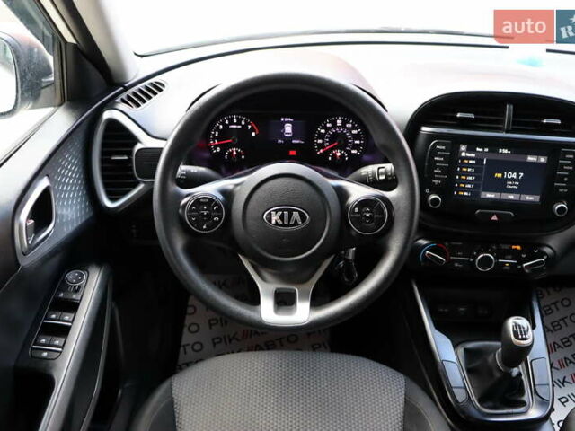 Белый Киа Soul, объемом двигателя 2 л и пробегом 46 тыс. км за 13900 $, фото 31 на Automoto.ua