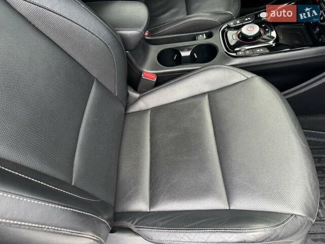 Белый Киа Soul, объемом двигателя 0 л и пробегом 122 тыс. км за 16300 $, фото 50 на Automoto.ua