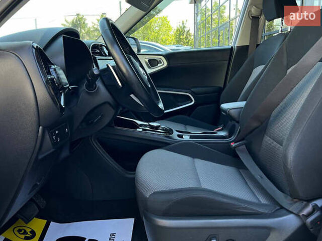 Белый Киа Soul, объемом двигателя 0 л и пробегом 73 тыс. км за 17400 $, фото 8 на Automoto.ua