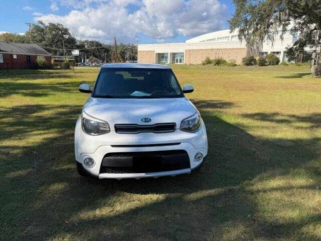 Белый Киа Soul, объемом двигателя 2 л и пробегом 87 тыс. км за 8900 $, фото 1 на Automoto.ua