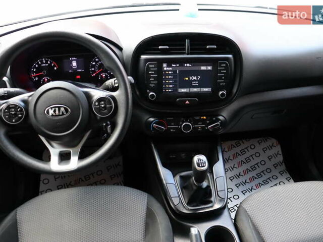 Белый Киа Soul, объемом двигателя 2 л и пробегом 46 тыс. км за 13900 $, фото 30 на Automoto.ua