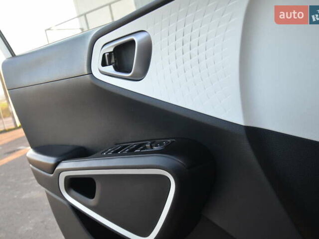 Білий Кіа Soul, об'ємом двигуна 0 л та пробігом 87 тис. км за 16150 $, фото 45 на Automoto.ua