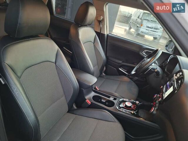 Белый Киа Soul, объемом двигателя 0 л и пробегом 147 тыс. км за 17700 $, фото 29 на Automoto.ua