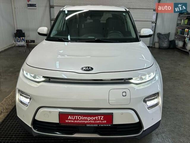 Білий Кіа Soul, об'ємом двигуна 0 л та пробігом 44 тис. км за 20700 $, фото 29 на Automoto.ua