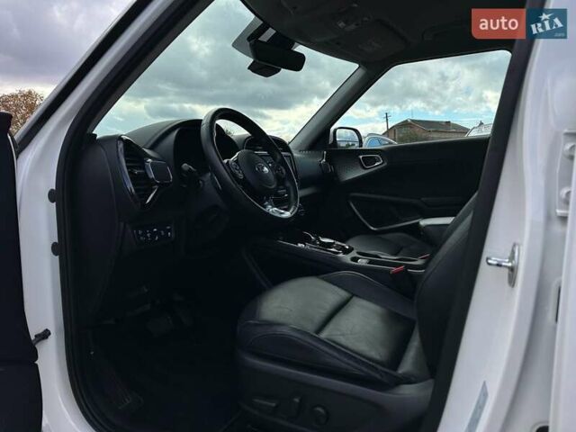 Білий Кіа Soul, об'ємом двигуна 0 л та пробігом 44 тис. км за 20700 $, фото 38 на Automoto.ua