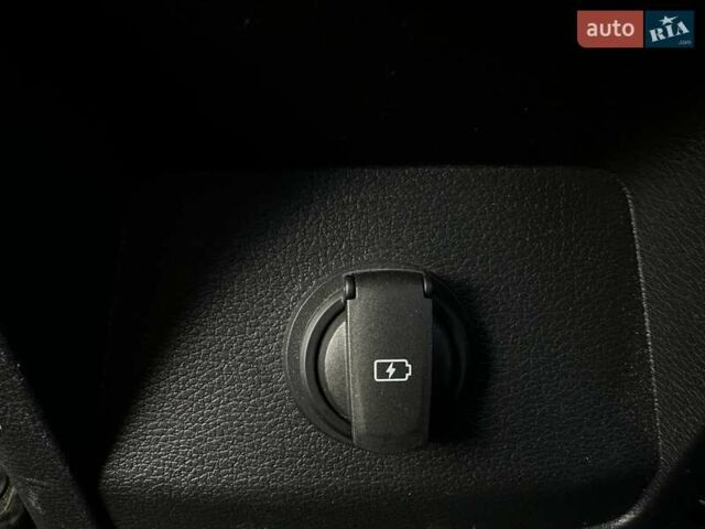 Білий Кіа Soul, об'ємом двигуна 0 л та пробігом 44 тис. км за 20700 $, фото 87 на Automoto.ua