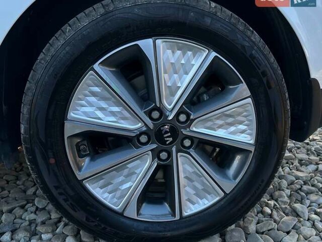 Білий Кіа Soul, об'ємом двигуна 0 л та пробігом 44 тис. км за 20700 $, фото 34 на Automoto.ua