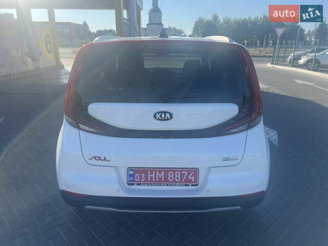 Белый Киа Soul, объемом двигателя 0 л и пробегом 111 тыс. км за 17500 $, фото 5 на Automoto.ua