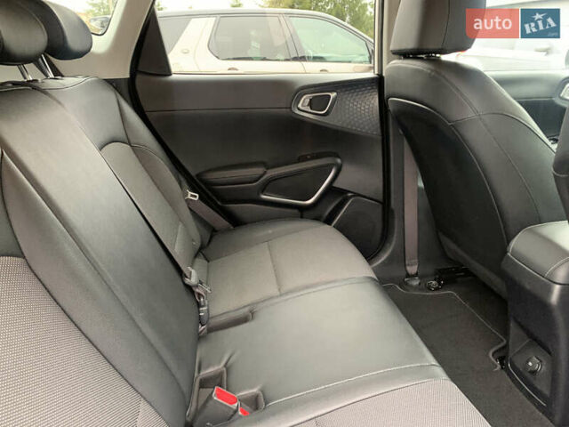 Білий Кіа Soul, об'ємом двигуна 0 л та пробігом 152 тис. км за 18999 $, фото 39 на Automoto.ua