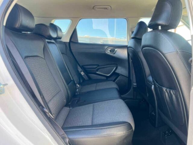 Белый Киа Soul, объемом двигателя 2 л и пробегом 80 тыс. км за 10250 $, фото 15 на Automoto.ua