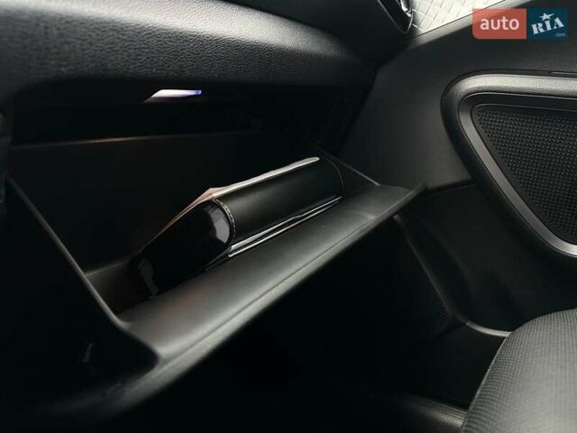 Білий Кіа Soul, об'ємом двигуна 0 л та пробігом 44 тис. км за 20700 $, фото 78 на Automoto.ua