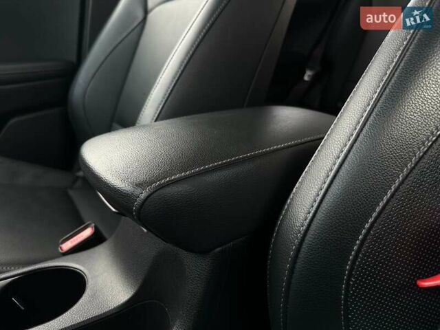 Білий Кіа Soul, об'ємом двигуна 0 л та пробігом 44 тис. км за 20700 $, фото 77 на Automoto.ua