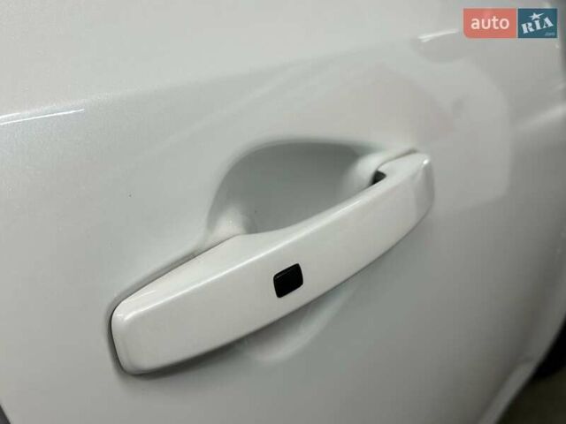 Білий Кіа Soul, об'ємом двигуна 0 л та пробігом 44 тис. км за 20700 $, фото 20 на Automoto.ua