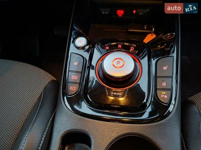 Белый Киа Soul, объемом двигателя 0 л и пробегом 147 тыс. км за 17700 $, фото 28 на Automoto.ua