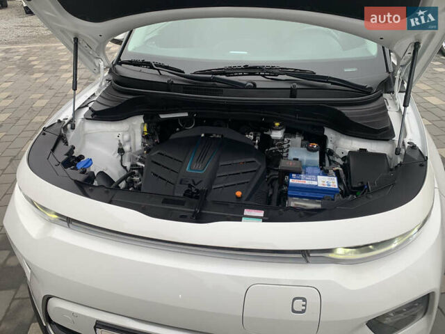 Білий Кіа Soul, об'ємом двигуна 0 л та пробігом 152 тис. км за 18999 $, фото 21 на Automoto.ua