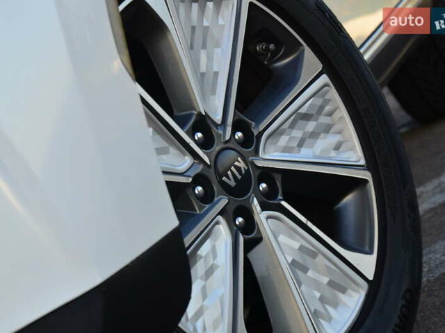 Білий Кіа Soul, об'ємом двигуна 0 л та пробігом 87 тис. км за 16150 $, фото 7 на Automoto.ua