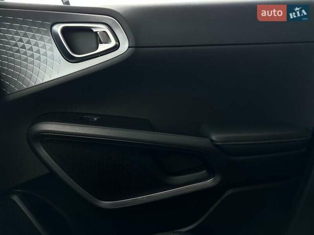 Білий Кіа Soul, об'ємом двигуна 0 л та пробігом 44 тис. км за 20700 $, фото 97 на Automoto.ua