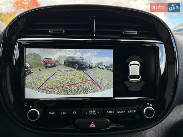 Білий Кіа Soul, об'ємом двигуна 0 л та пробігом 44 тис. км за 20700 $, фото 14 на Automoto.ua