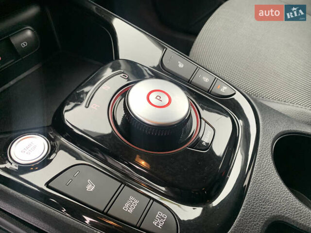 Білий Кіа Soul, об'ємом двигуна 0 л та пробігом 152 тис. км за 18999 $, фото 30 на Automoto.ua