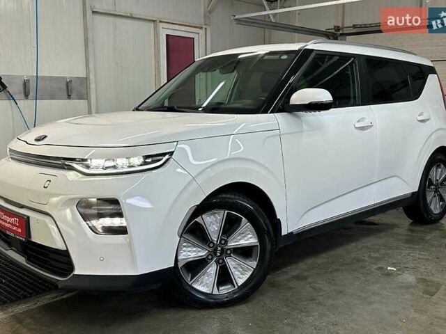 Білий Кіа Soul, об'ємом двигуна 0 л та пробігом 44 тис. км за 20700 $, фото 21 на Automoto.ua