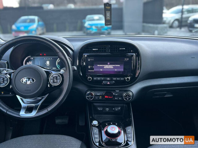 Белый Киа Soul, объемом двигателя 67 л и пробегом 28 тыс. км за 21500 $, фото 14 на Automoto.ua