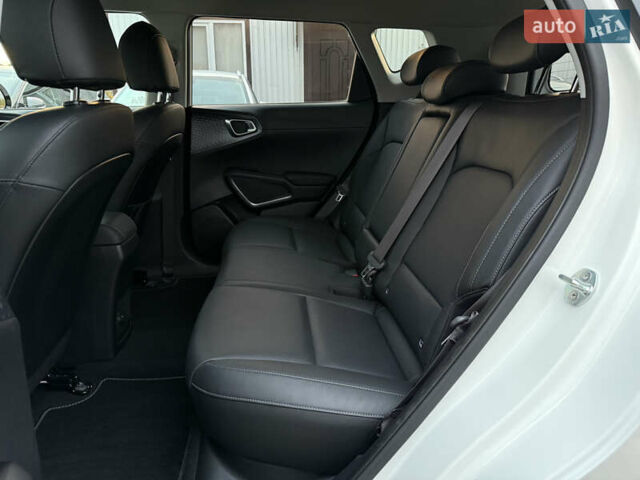 Белый Киа Soul, объемом двигателя 0 л и пробегом 26 тыс. км за 21500 $, фото 88 на Automoto.ua
