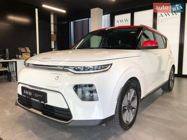 Белый Киа Soul, объемом двигателя 0 л и пробегом 40 тыс. км за 17900 $, фото 3 на Automoto.ua