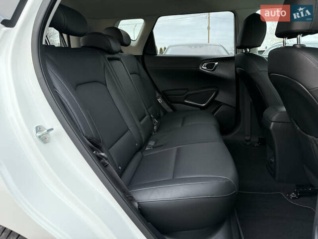 Белый Киа Soul, объемом двигателя 0 л и пробегом 26 тыс. км за 21500 $, фото 103 на Automoto.ua