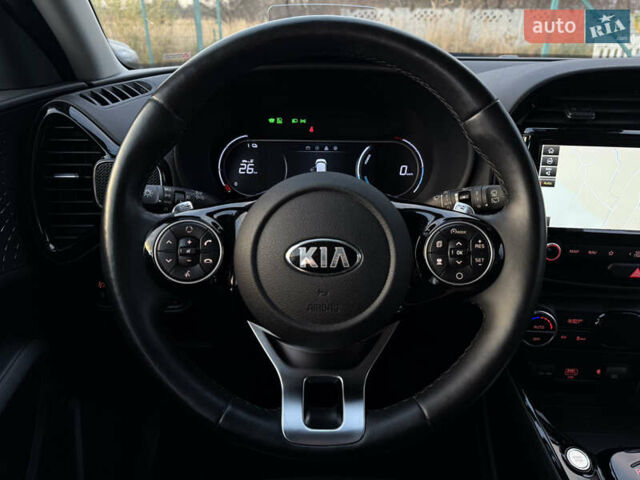 Белый Киа Soul, объемом двигателя 0 л и пробегом 26 тыс. км за 21500 $, фото 46 на Automoto.ua