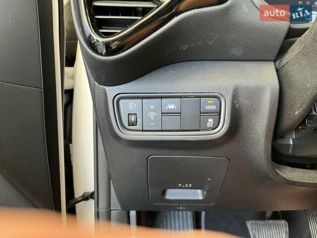 Белый Киа Soul, объемом двигателя 0 л и пробегом 40 тыс. км за 17900 $, фото 13 на Automoto.ua
