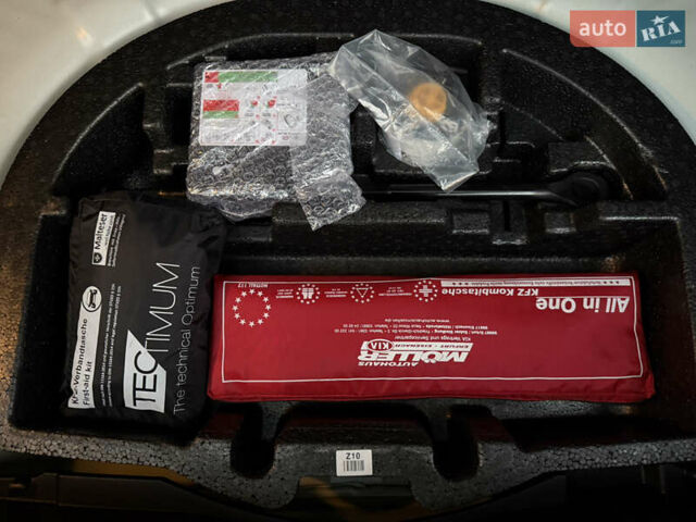 Белый Киа Soul, объемом двигателя 0 л и пробегом 26 тыс. км за 21500 $, фото 102 на Automoto.ua