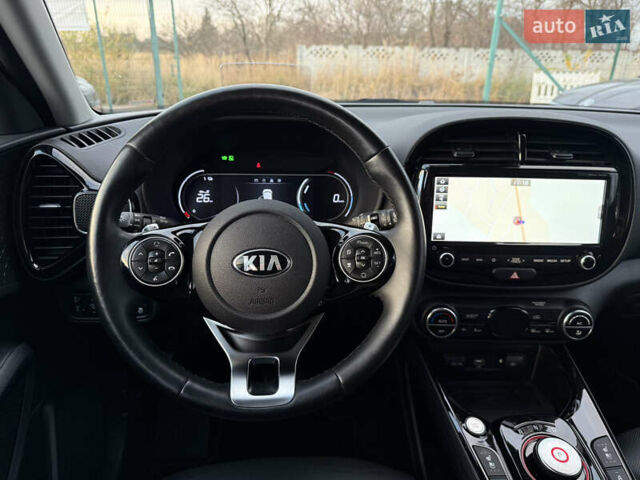 Белый Киа Soul, объемом двигателя 0 л и пробегом 26 тыс. км за 21500 $, фото 43 на Automoto.ua