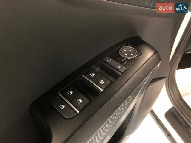 Белый Киа Soul, объемом двигателя 0 л и пробегом 40 тыс. км за 17900 $, фото 16 на Automoto.ua